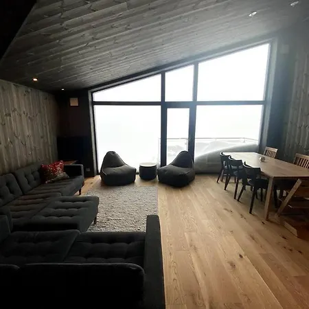 Cosy With In/out Apartament *